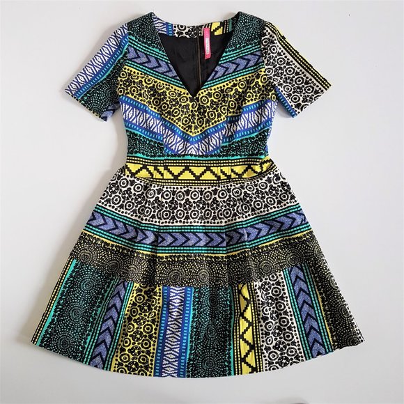 Plenty by Tracy Reese Antropologie V neck dress. - Picture 2 of 10